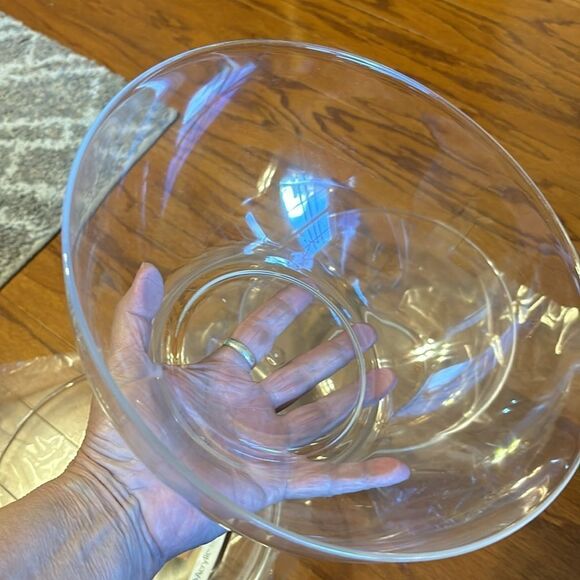 THREE acrylic transparent bowls for entertaining: chips, ice, etc. - Picture 4 of 6